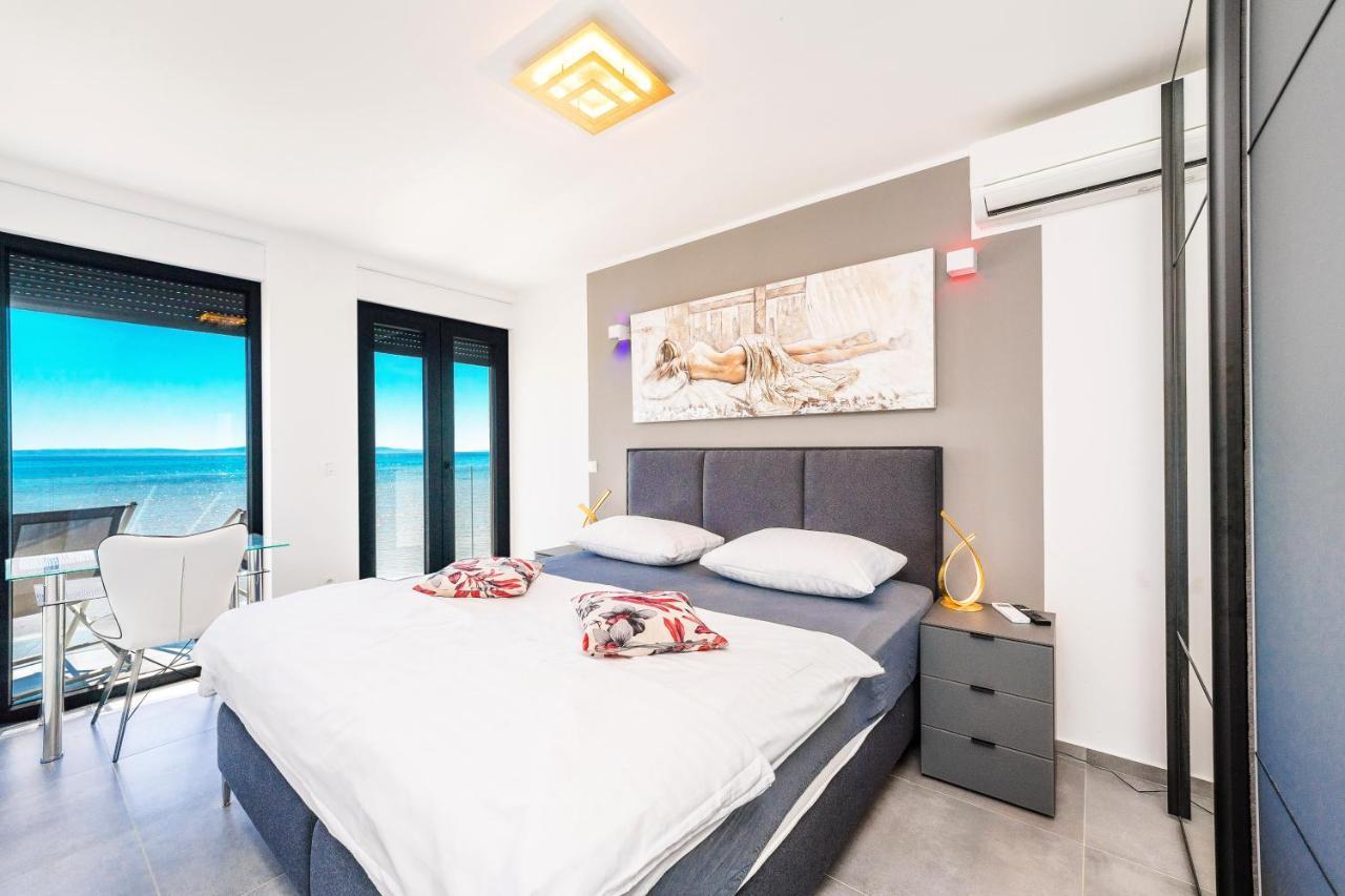 Jamc Dream Familientraum Direkt Am Meer Mit Beheiztem Pool Privlaka  Bagian luar foto